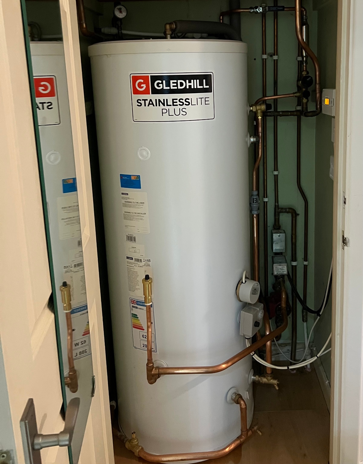Gledhill StainlessLite Plus cylinder