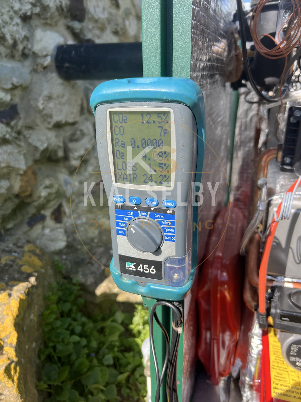 Kane analyser showing final combustion results