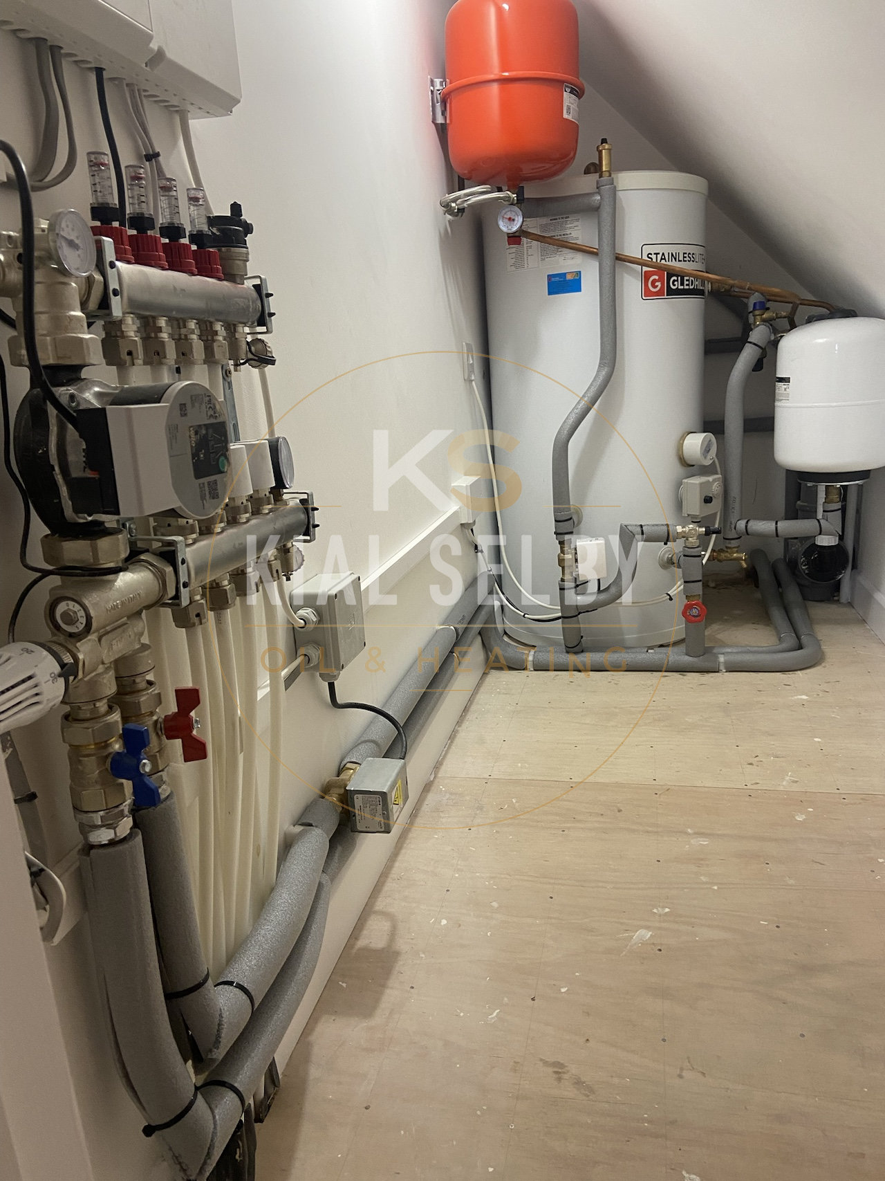 Plant room pipework, cylinder and heating controls