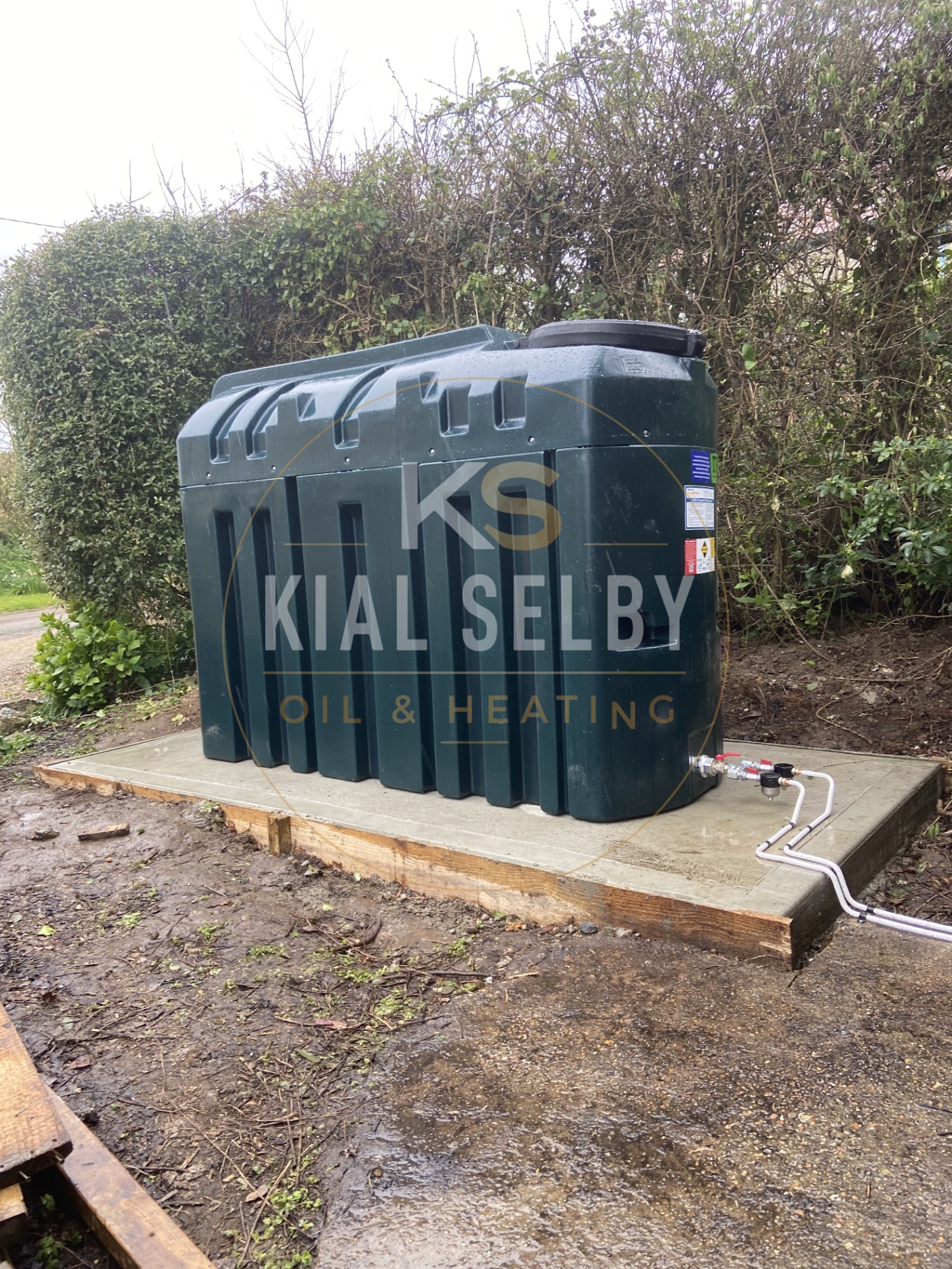 Bunded oil tank on new concrete base