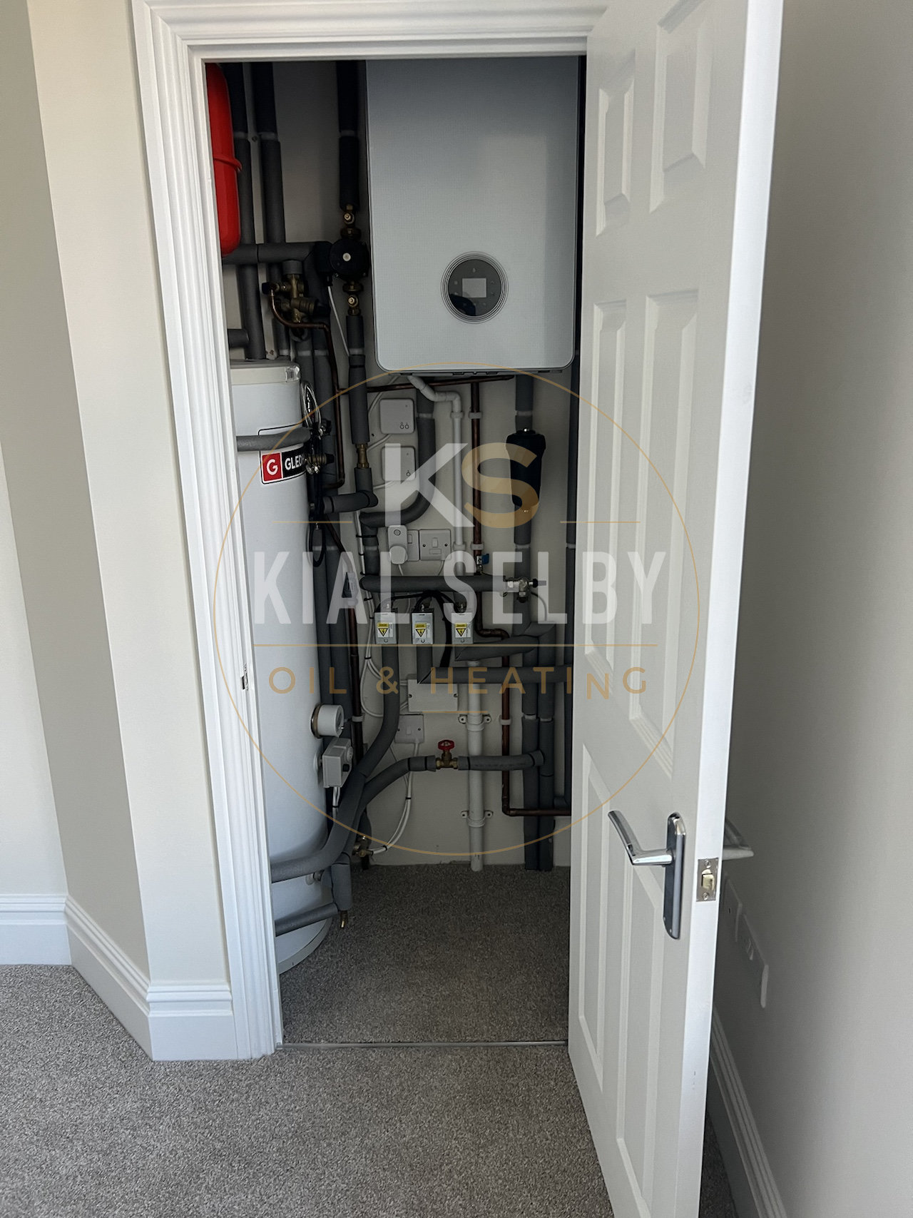 Worcester boiler with Gledhill cylinder — full install